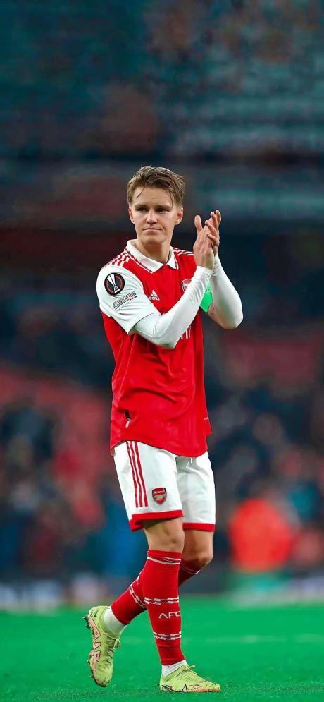 德布劳内迎来五赛季高光表现，拜仁球迷沸腾！